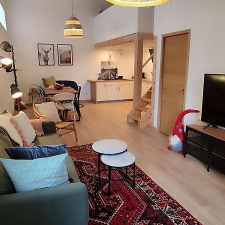 Le Chaleureux Loft 1 Minute Du Tram Apartment Lingolsheim Bagian luar foto
